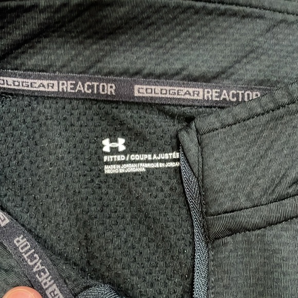Under Armour 1/4 Zip Compression Shirt - Picture 3 of 3